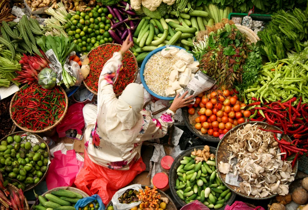 Importing And Exporting From Malaysia: What Do I Need to Know? Importing And Exporting From Malaysia: What Do I Need to Know?
