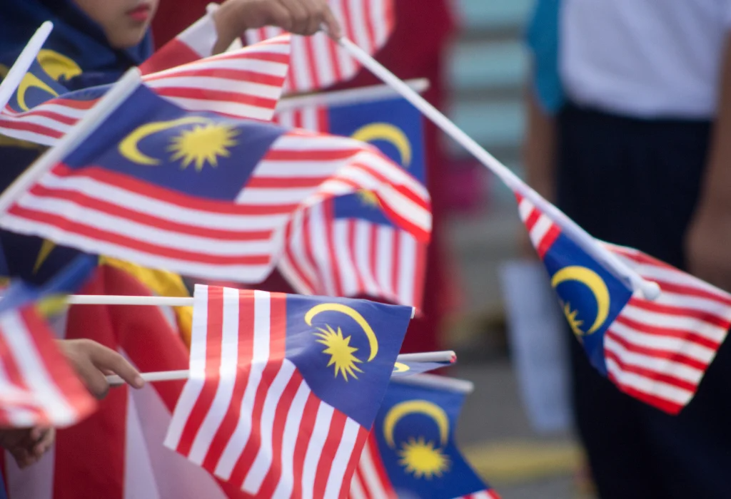 Importing And Exporting From Malaysia: What Do I Need to Know? Importing And Exporting From Malaysia: What Do I Need to Know?