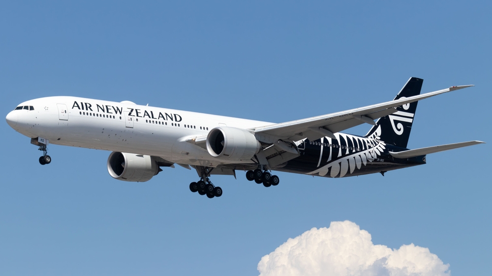 air new zealand plane
