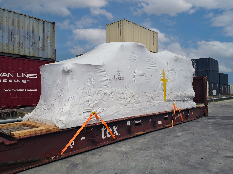 Large piece of equipment for import on flat rack 2